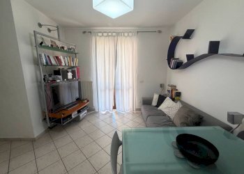 Camera da letto - Bilocale via Leonardo da Vinci, Borgo Ticino - foto 10