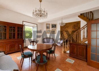 Sala da pranzo - Villa Via della Libertà
 
14, Falerna - photo 2