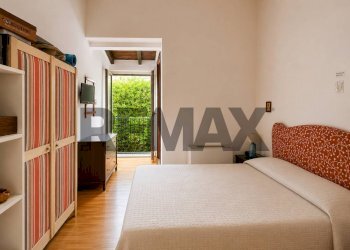 Camera / camera da letto - Villa Via della Libertà
 
14, Falerna - photo 11