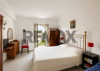 Camera / camera da letto - Villa Via della Libertà
 
14, Falerna - photo 23