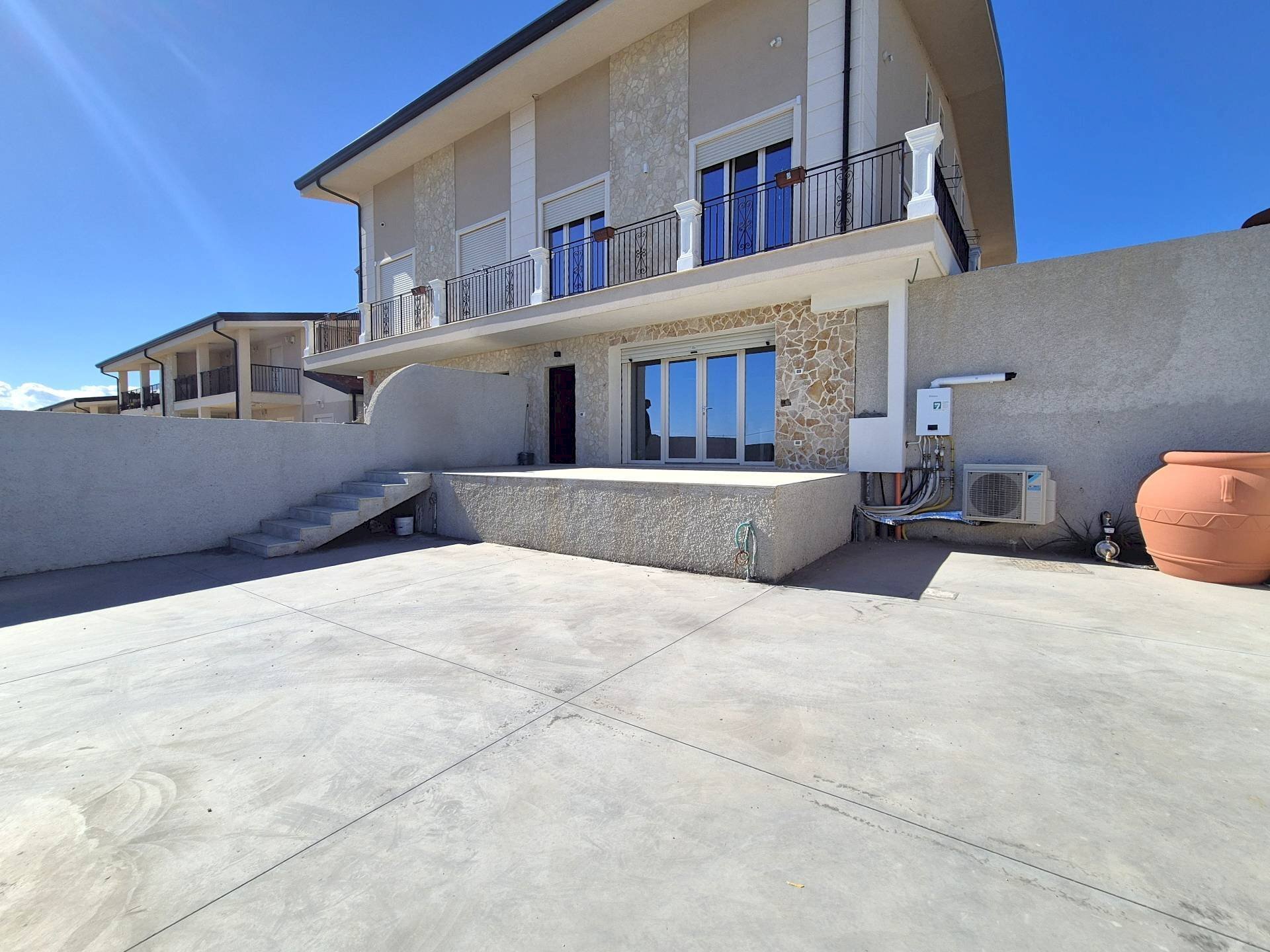 Foto 1 - Independent house Viale Crotone
 
160, Catanzaro - photo 1