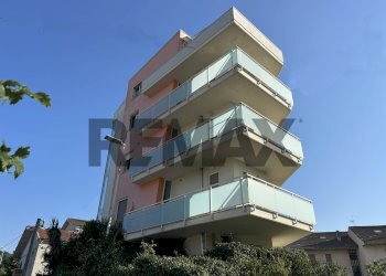 Edificio all\'aperto - One-room apartment VIA VERDI
2/A, San Giovanni Teatino - photo 1