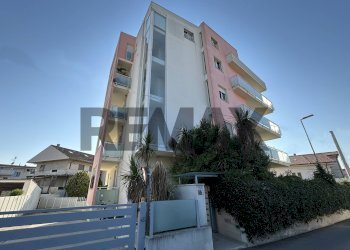Edificio all\'aperto - One-room apartment VIA VERDI
2/A, San Giovanni Teatino - photo 3
