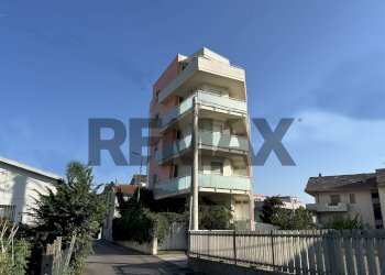 Edificio all\'aperto - One-room apartment VIA VERDI
2/A, San Giovanni Teatino - photo 4