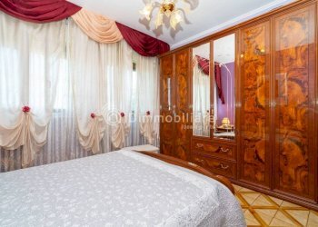 Camera da letto - Appartamento via degli Abeti, 33, Torino (zona Falchera) - foto 25