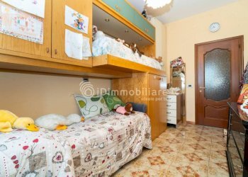 Camera da letto - Appartamento via degli Abeti, 33, Torino (zona Falchera) - foto 34