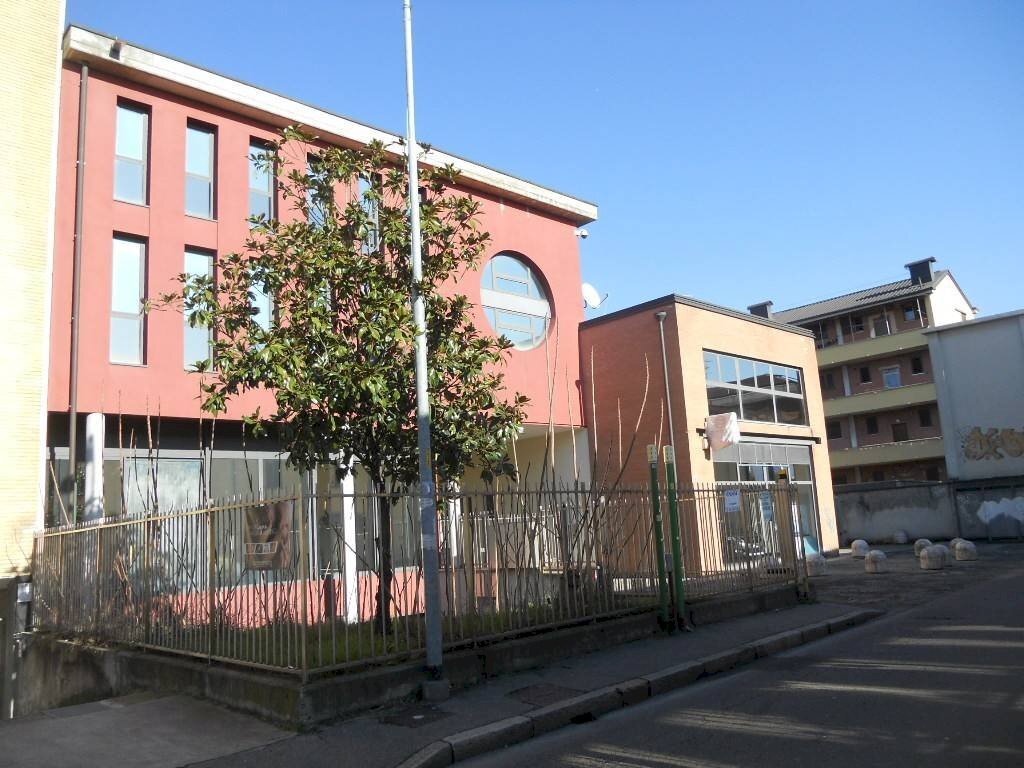 Facciata - Shed via Magenta, 22, Rho - photo 2