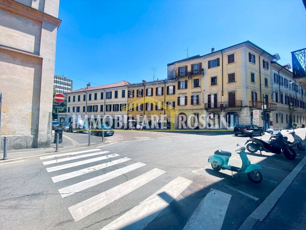 Zona - Box piazza Cacciatori delle Alpi, 1, Varese - foto 2