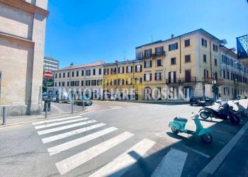 Zona - Box piazza Cacciatori delle Alpi, 1, Varese - photo 2