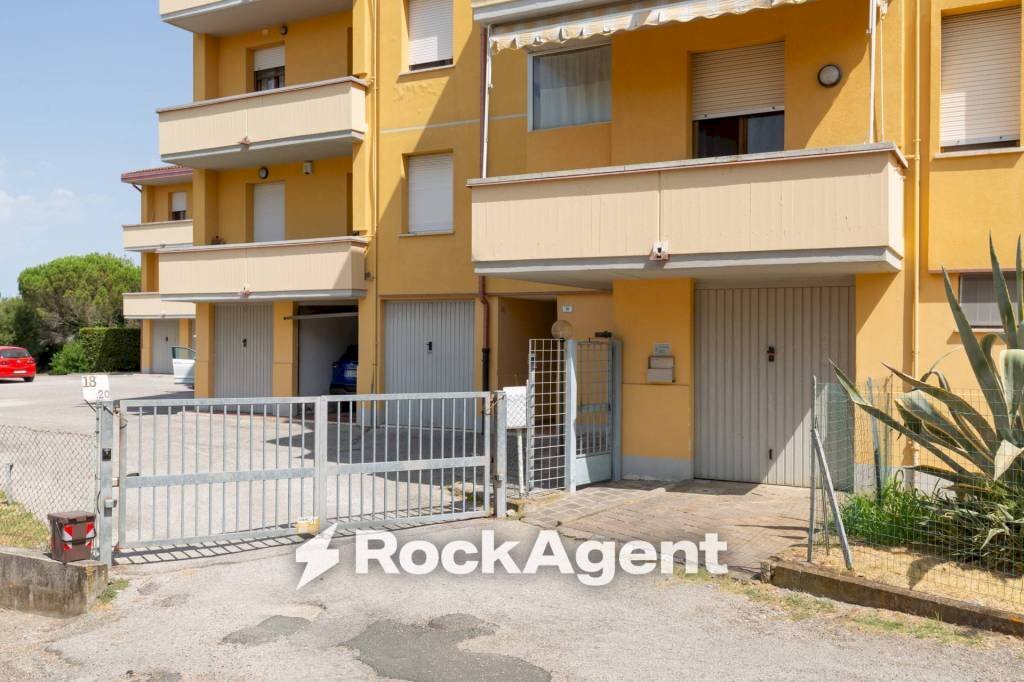 Facciata - Trilocale via Pietro Nenni, 18, Collesalvetti - foto 3