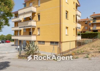 Facciata - Trilocale via Pietro Nenni, 18, Collesalvetti - foto 6