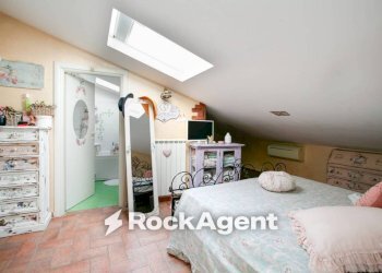 Camera da letto - Bilocale via del Casale Lumbroso, 152, Roma - foto 15