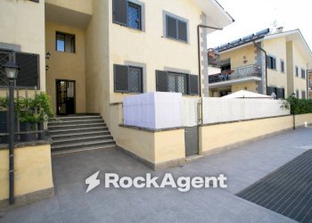 Facciata - Bilocale via del Casale Lumbroso, 152, Roma - foto 22