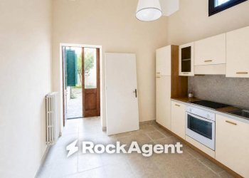 Cucina - Stabile - Palazzo corso Umberto, 77, Trepuzzi - foto 11
