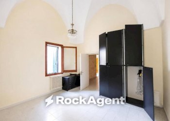 Cucina - Stabile - Palazzo corso Umberto, 77, Trepuzzi - foto 12