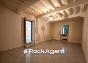 Cucina - Bilocale via Papiro, 13, Acquapendente - foto 5