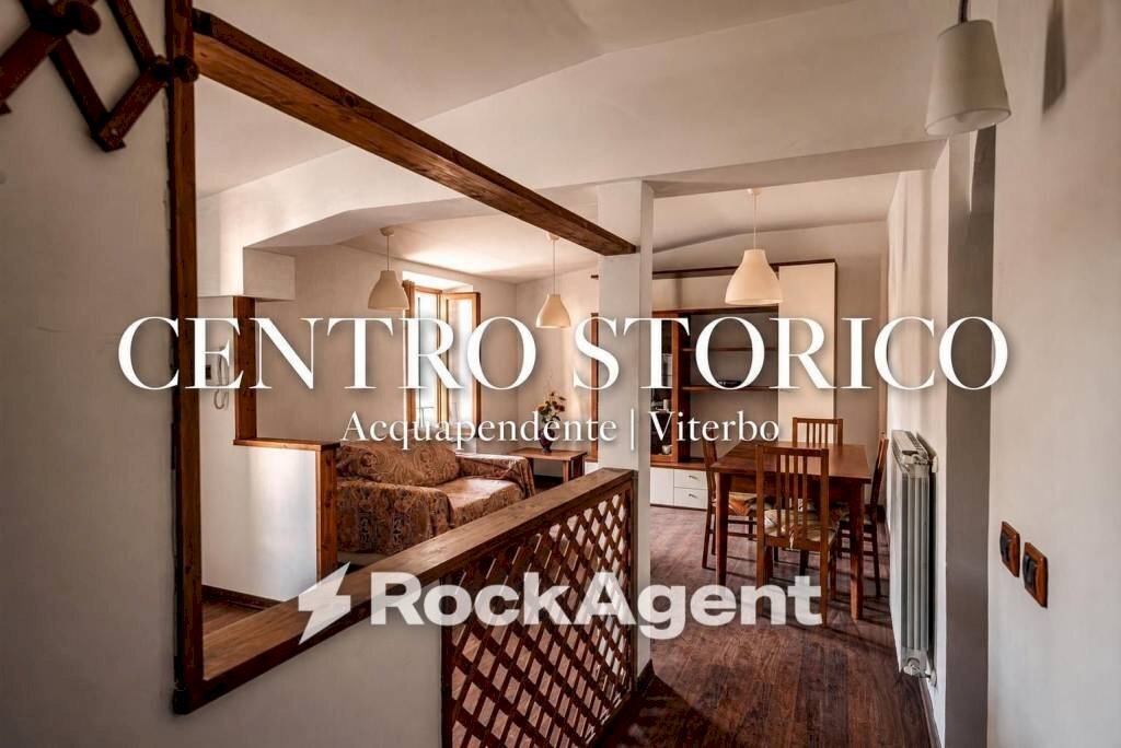 Interno palazzo - Three-room apartment via XV Maggio, 40, Acquapendente - photo 1