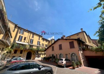 Cortile interno - Ufficio via San Mamolo, 23, Bologna (zona Colli) - foto 2