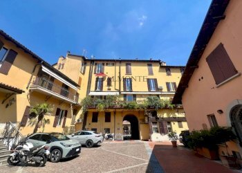 Cortile interno - Ufficio via San Mamolo, 23, Bologna (zona Colli) - foto 9