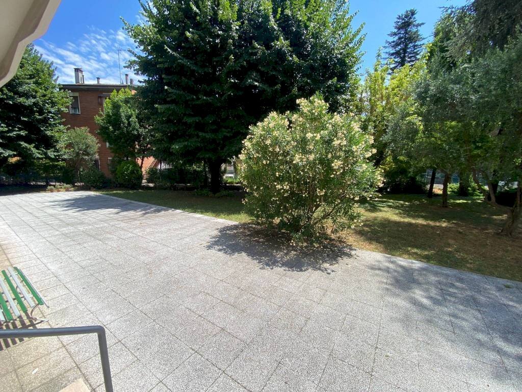 Giardino - Trilocale via Mondo, 68D, Bologna (zona San Donato) - foto 3