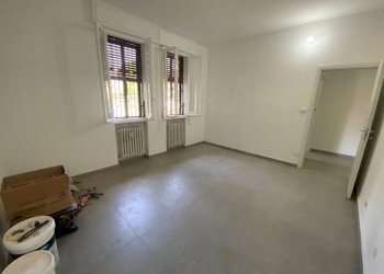 Camera da letto - Trilocale via Mondo, 68D, Bologna (zona San Donato) - foto 15