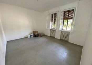 Camera da letto - Trilocale via Mondo, 68D, Bologna (zona San Donato) - foto 17