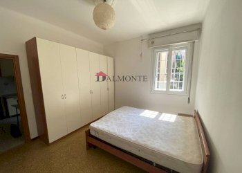 Camera da letto - Trilocale via Andrea da Faenza, Bologna (zona Bolognina) - foto 15