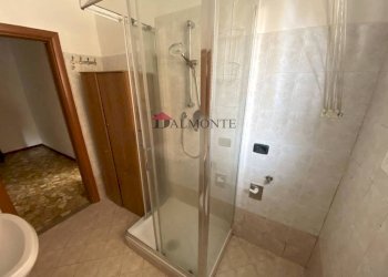 Bagno - Trilocale via Andrea da Faenza, Bologna (zona Bolognina) - foto 16