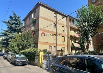Facciata - Trilocale via Tomaso Giovanni Albinoni, Bologna (zona Savena) - foto 1