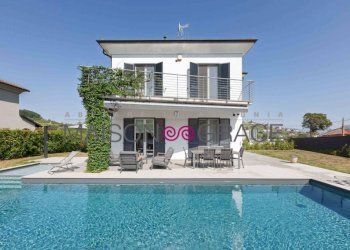 Piscina - Villa Neive - photo 1
