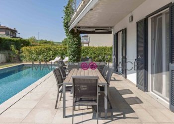 Piscina - Villa Neive - photo 11