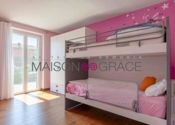 Camera da letto - Villa Neive - photo 26