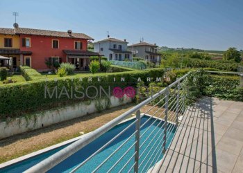 Piscina - Villa Neive - photo 27