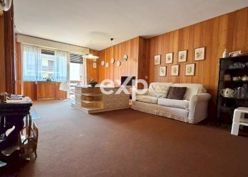 Four-room apartment Via Brennero, Abetone Cutigliano - photo 1