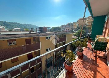 Two-room apartment Via Castruccio, Rapallo - photo 2