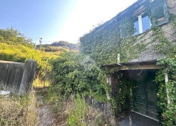 Independent house Via Pernecco Superiore, Serra Riccò - photo 15