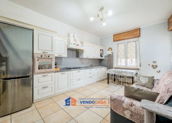 Three-room apartment Fossano - photo 1