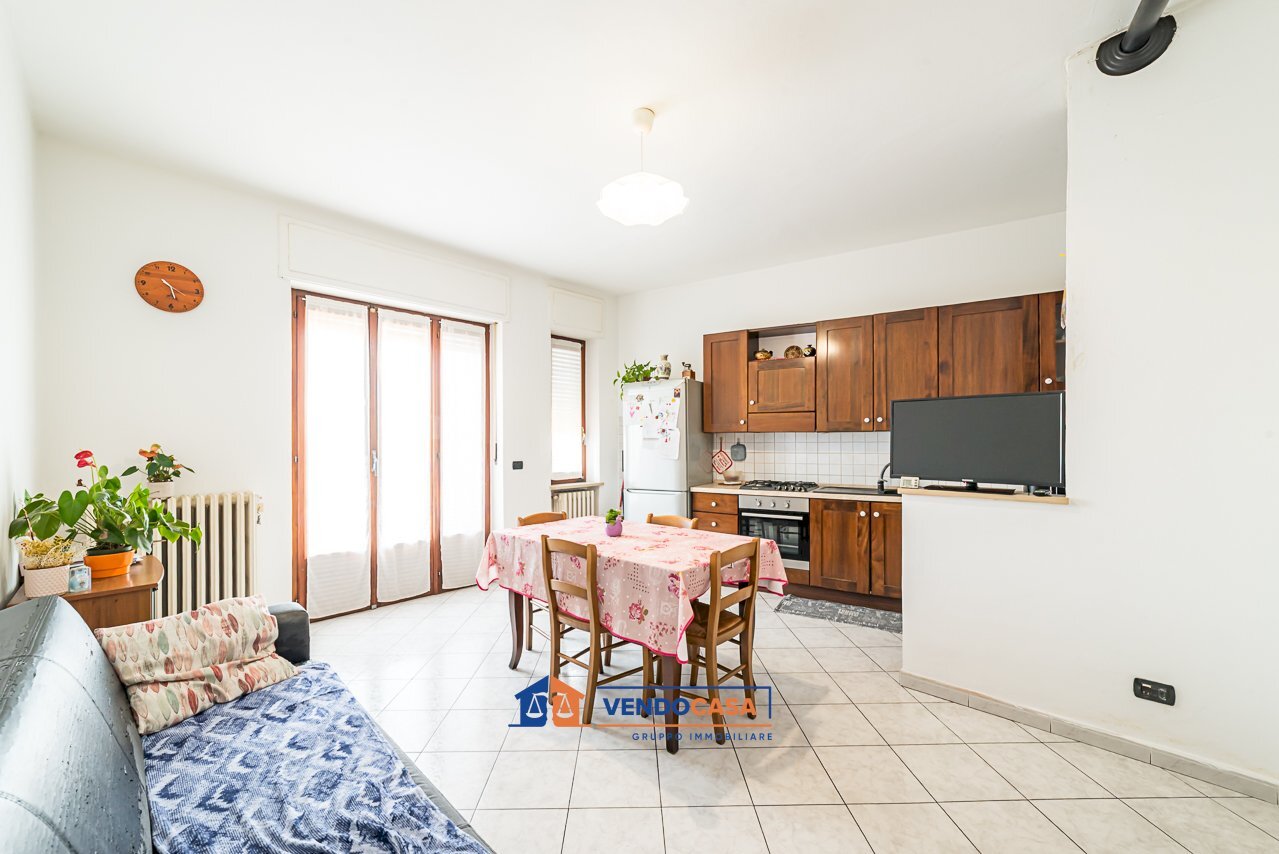 Three-room apartment Cavallermaggiore - photo 3