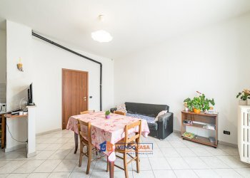 Three-room apartment Cavallermaggiore - photo 2