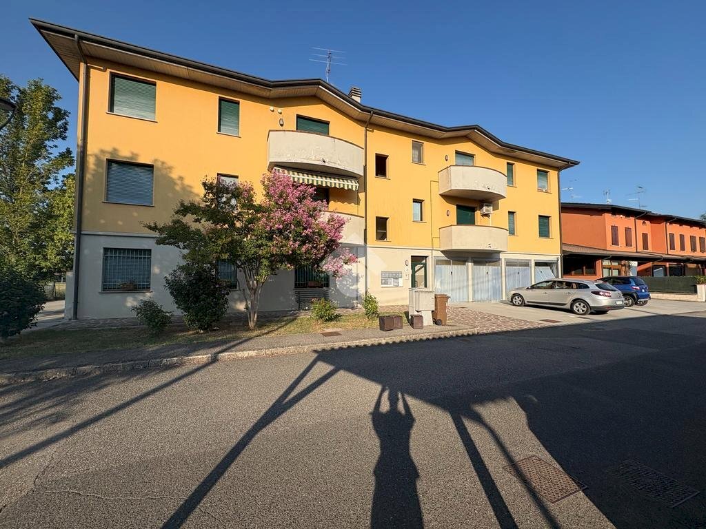 Four-room apartment Via Persia, Poviglio - photo 1