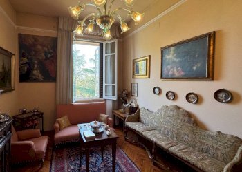 Salone - Appartamento Via Castiglione, Bologna (zona Santo Stefano) - foto 12