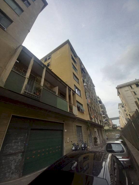 Bilocale Genova (zona Sampierdarena) - foto 1