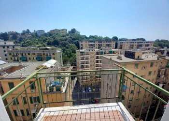 Three-room apartment Genova (neighborhood Sampierdarena) - photo 3