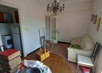 Three-room apartment Genova (neighborhood Sampierdarena) - photo 9