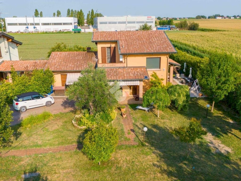 Villa Via Vialato, Cadelbosco di Sopra - foto 2