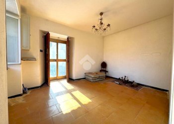Quadrilocale Via alle Scuole di Morego, Genova (zona Bolzaneto) - foto 4