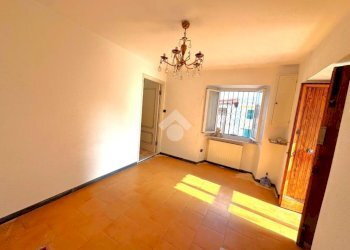 Quadrilocale Via alle Scuole di Morego, Genova (zona Bolzaneto) - foto 5