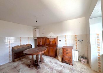 Quadrilocale Via alle Scuole di Morego, Genova (zona Bolzaneto) - foto 8