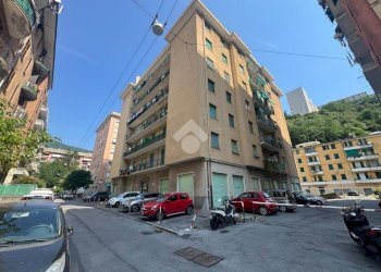 Bilocale Salita Brasile, Genova (zona Bolzaneto) - foto 1