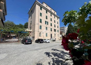 Appartamento Via Inferiore Rocca dei Corvi, Genova (zona Bolzaneto) - foto 1